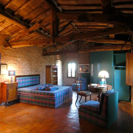 Castello Delle Quattro Torra Bed & Breakfast Siena
