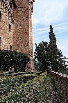 Castello Delle Quattro Torra Oda ve Kahvaltı